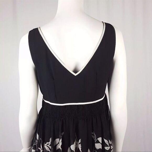 Metro 22 Size Small Black & White Floral Surplice Sleeveless Midi Dress Casual - Picture 8 of 10